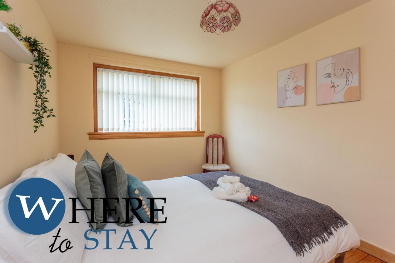 Apartamento Lovely By The Hillwood Park-free Parking *