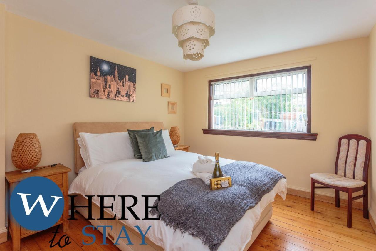 Apartamento Lovely By The Hillwood Park-free Parking