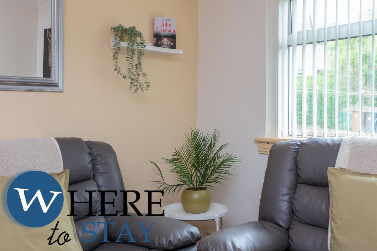 Apartamento Lovely By The Hillwood Park-free Parking